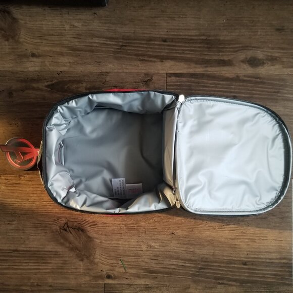 Marvel Avengers 11" Backpack and lunch bag - Picture 9 of 10